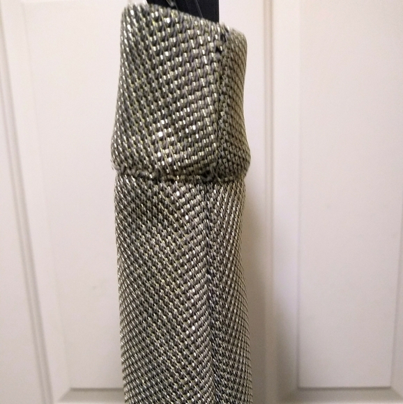 ✨ HOST PICK ✨ Stunning Metallic Slit Skirt - Picture 10 of 16